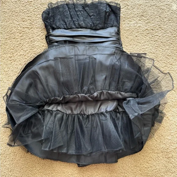 Masquerade Black Lace Strapless Gown - Picture 4 of 16